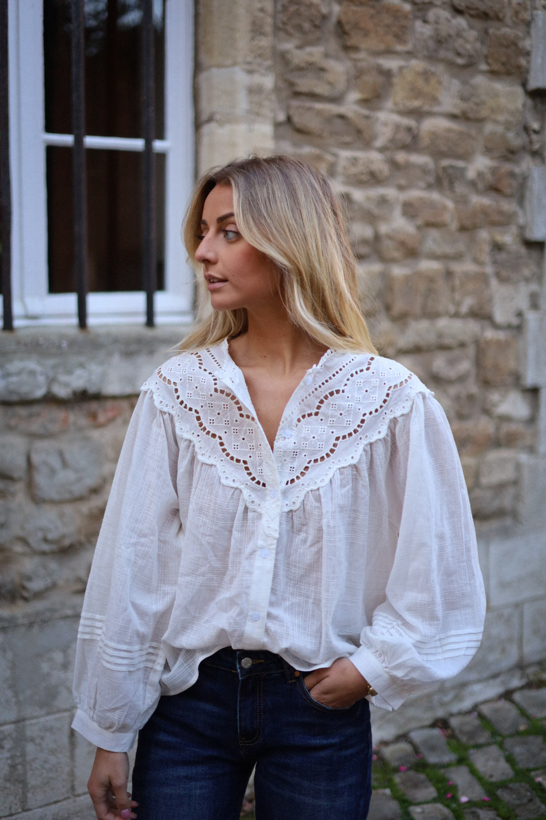 Florentine blanche - Blouse brodée